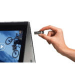 SanDisk Ultra Flair 32GB USB 3.0 Pen Drive - Silver - Image 5